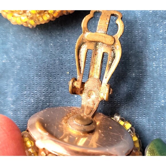 Vintage Glass Seed Beads Two Toned Golden Handmade Love Knot Clip-On Earrings - Picture 8 of 10
